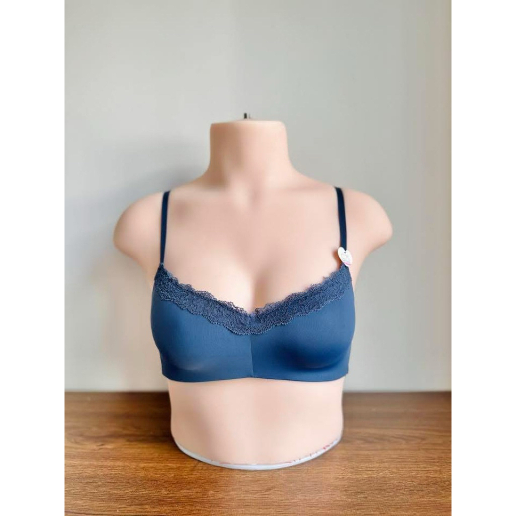 [Xuất Xịn] 34C 36C Áo Lót Không Gọng Mút Mỏng Dính 6ixty8ight