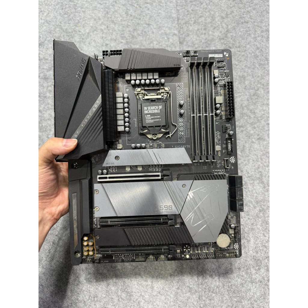 MAIN z590 aorus pro ax SOCKET 1200