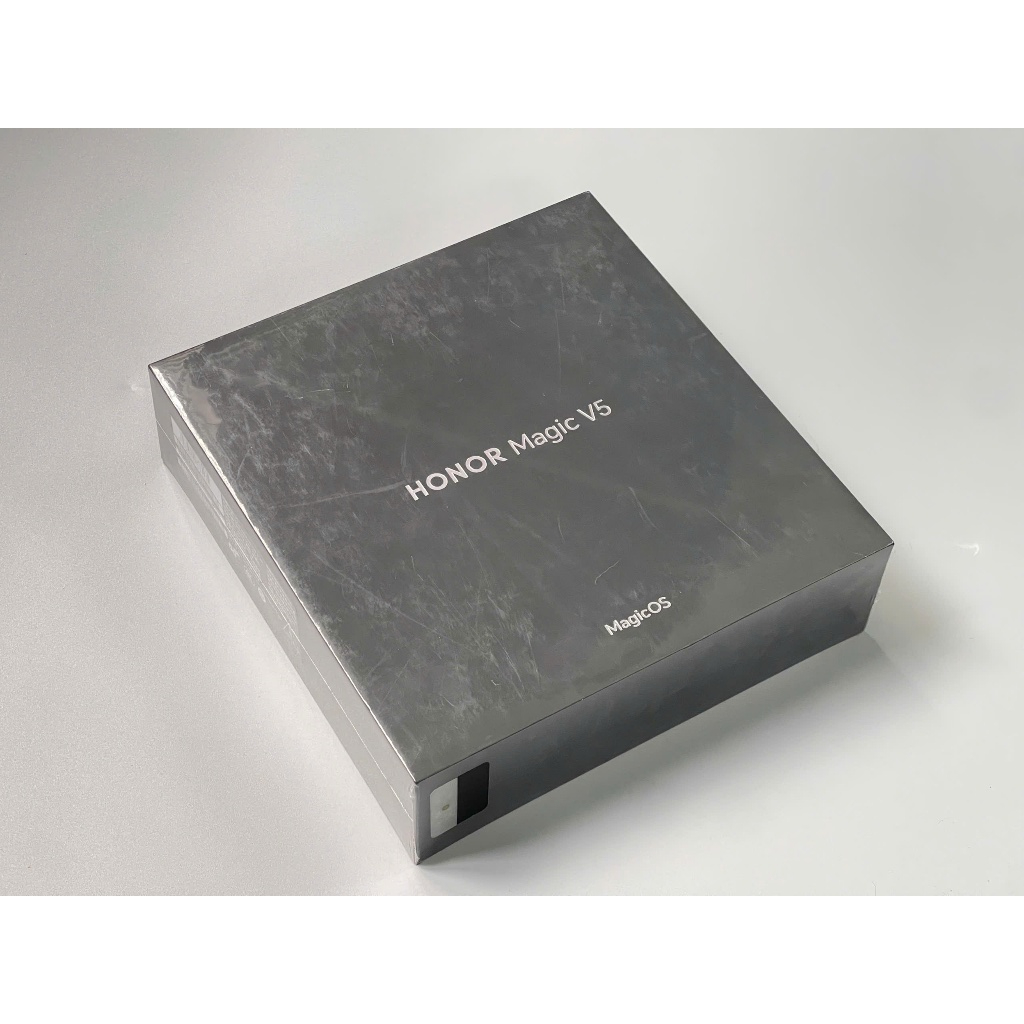 Điện thoại Honor Magic V5 ( Snapdragon 8 Elite) 16/512gb NEW SEAL MỚI 100%
