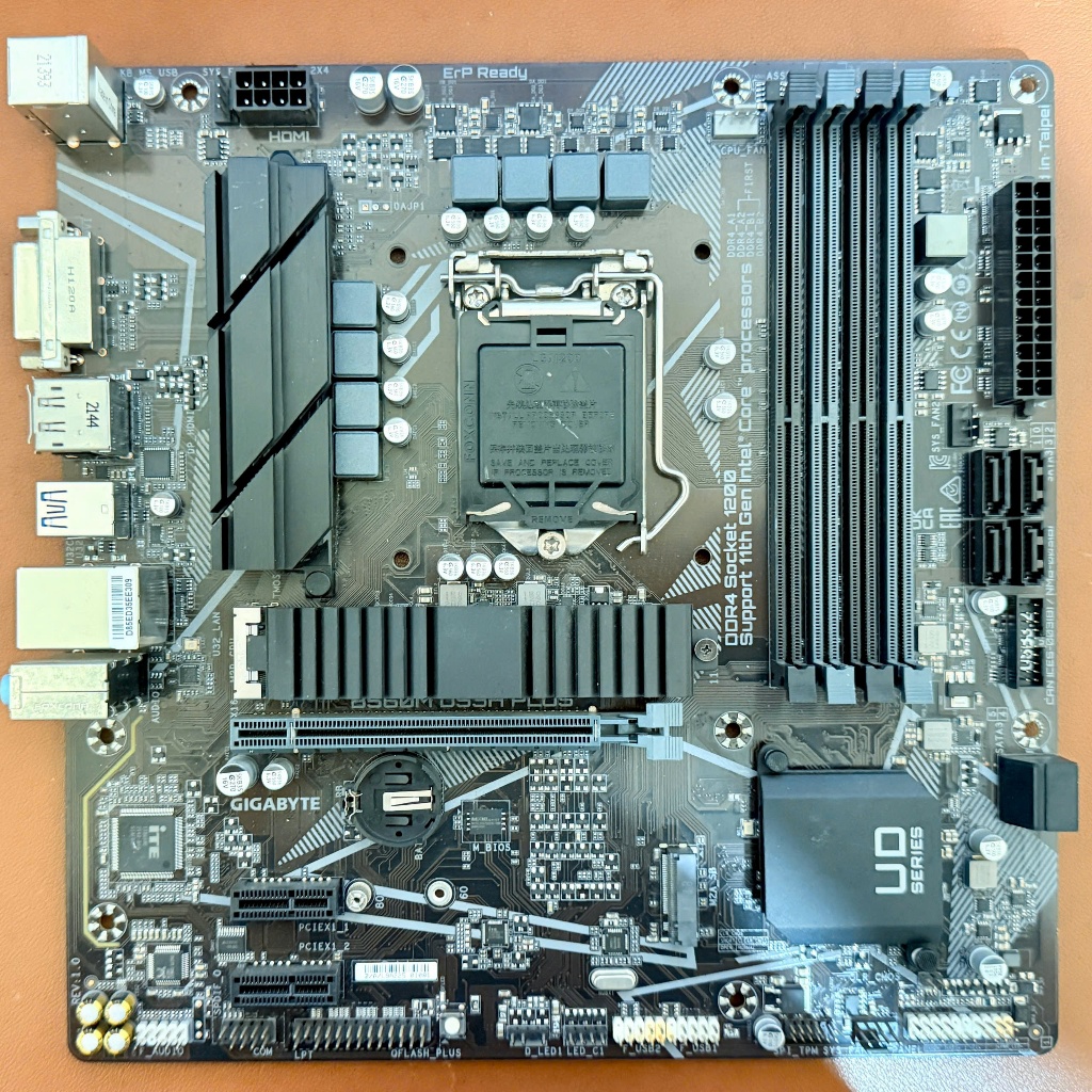Bo mạch chủ Gigabyte B560M DS3H PLUS hàng tháo máy bảo hành 1 tháng
