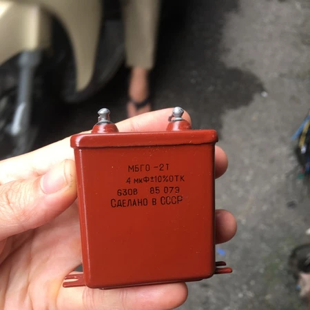 tụ 4mf/ 630 B NGA, tụ 4mf/400 vôn