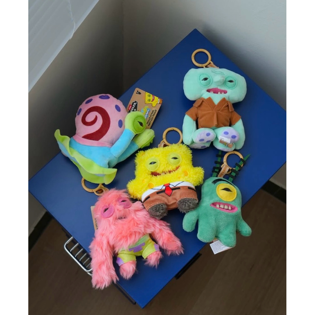 (chính hãng) 𝐒𝐩𝐨𝐧𝐠𝐞𝐁𝐨𝐛 𝐅𝐮𝐠𝐠𝐥𝐞𝐫 𝐊𝐞𝐲𝐫𝐢𝐧𝐠 • Móc Khoá Bọt Biển Có Răng