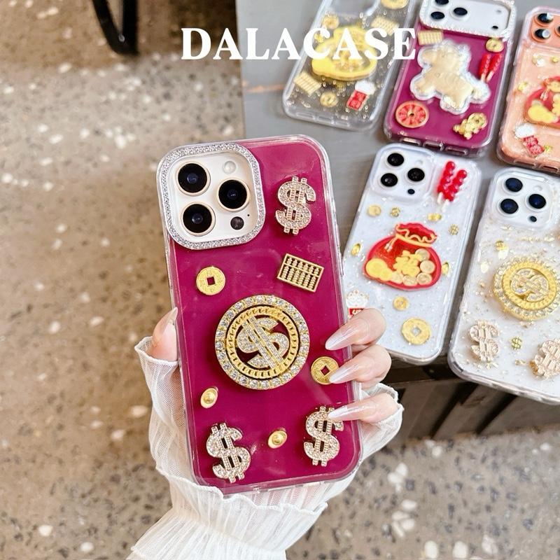 (DALACASE) ỐP TẾT Ốp Lưng Nhũ Đỏ Cherry Camera Đính Đá Charm Vòng Xoay Kim Tài