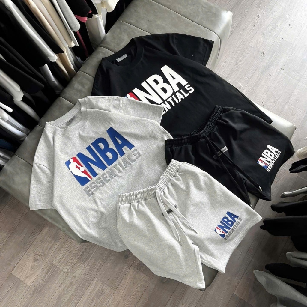 ộ đồ nam cộc tay mùa hè PB cotton in logo NBA Esentials, cao su nổi ngực và phối logo ở lưng BH244P