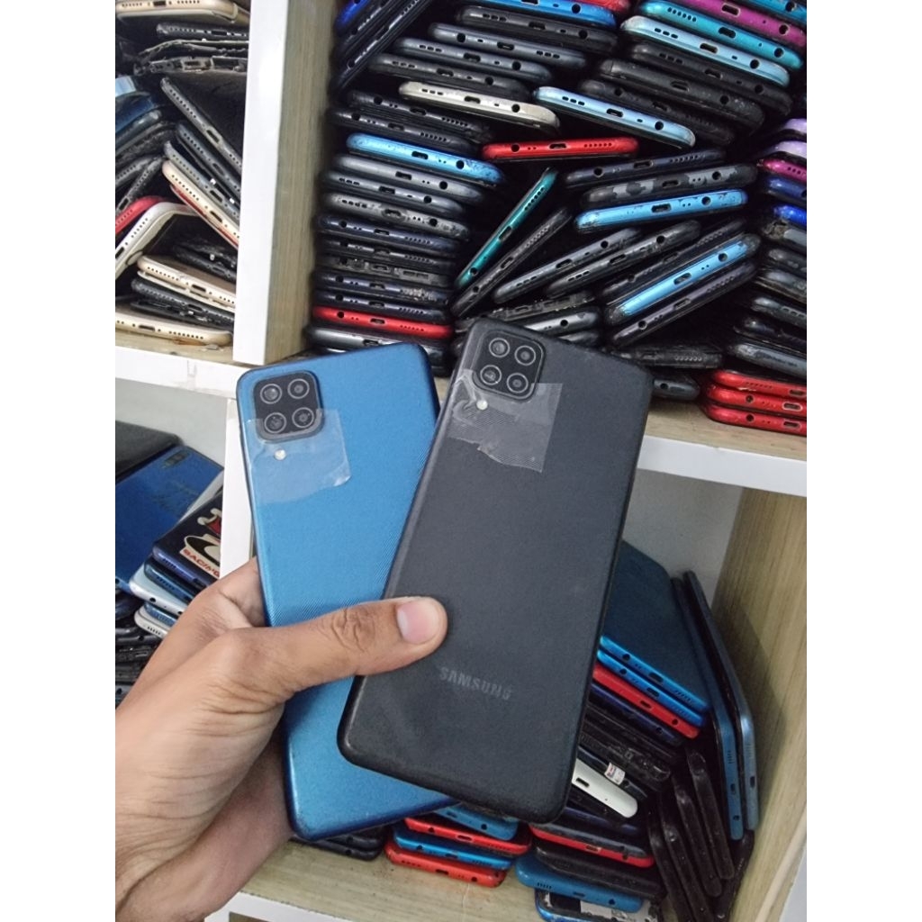 Xác samsung A12 sống zin full bị bể màn hình