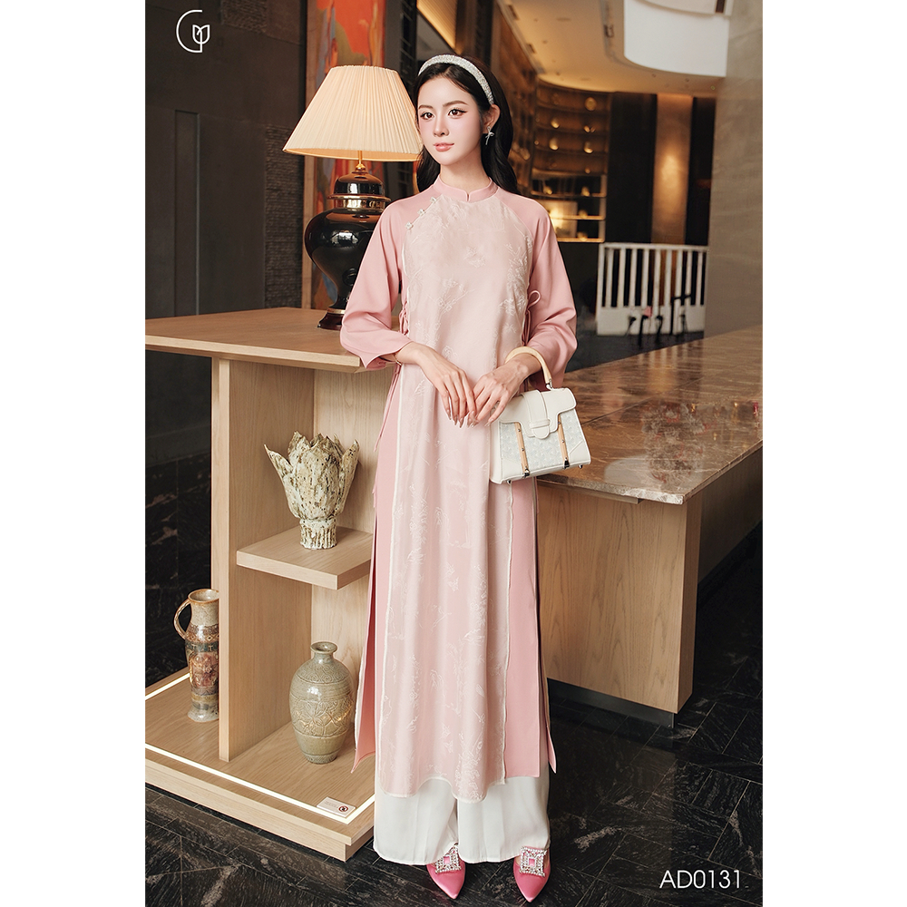 Áo dài cách tân nữ tết Giian thiết kế dáng suông, tà lệch cách vải trượt hàn phối tơ ánh vân 3D cao 