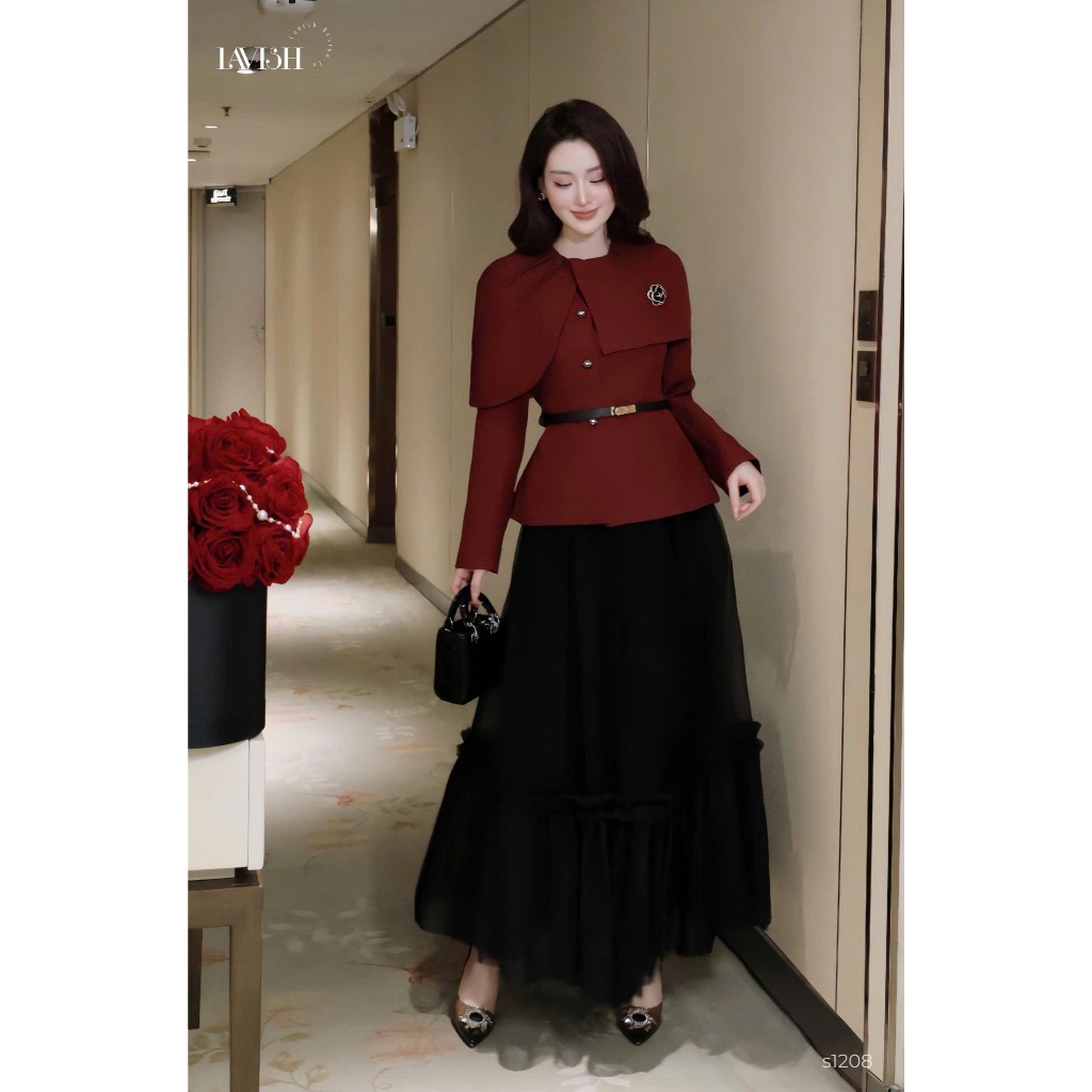 [𝑳𝒂𝒗𝒊𝒔𝒉 𝑫𝒆𝒔𝒊𝒈𝒏] Áo Kiểu Thiết Kế Cao Cấp Cổ Tròn Phối Lệch Thanh Lịch, Thoải Mái, Phù Hợp Trong Nhiề