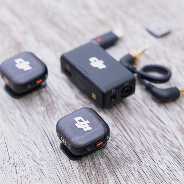 DJI Mic 3 thiết bị quay vlog (2TX+1RX+Charging Case), thu âm gọn nhẹ khử ồn thông minh, camera hành động chính hãng | BigBuy360 - bigbuy360.vn