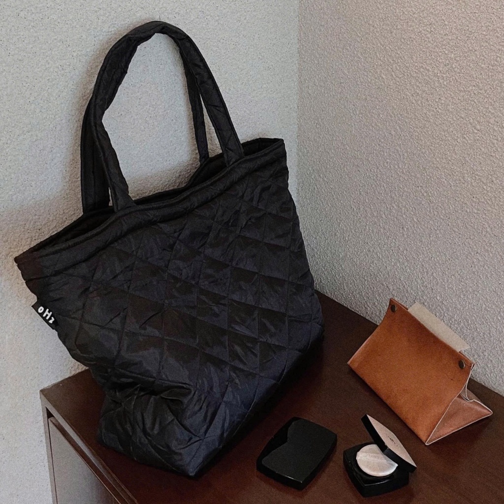Túi tote phao trần trám túi tote có khóa kéo đeo vai nữ màu đen cá tính thời trang hàn quốc TT06