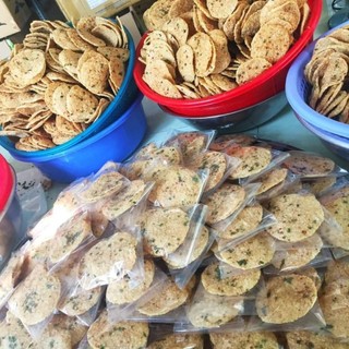 Combo 10 bịch cơm cháy chiên mắm hành