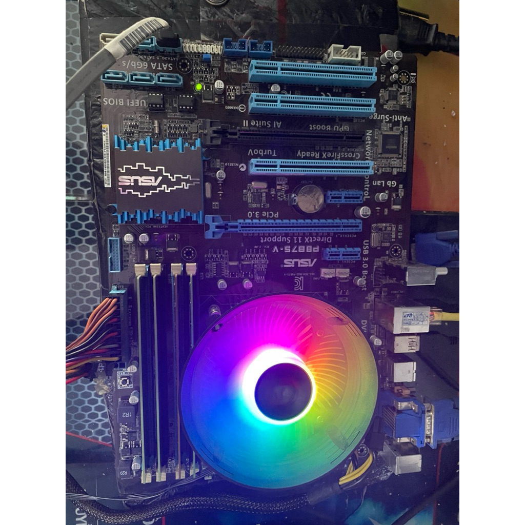 Combo i7 2600 – ASUS B75 – RAM 16GB – Fan LED •CPU: Intel Core i7-2600 (4C/8T, chạy mượt) •Main: ASU