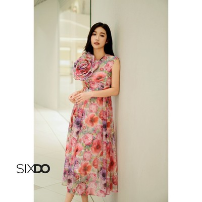 Đầm tơ organza hoa 3D không tay cổ tròn SIXDO (Colorful 3D Flower Organza Flared Dress)
