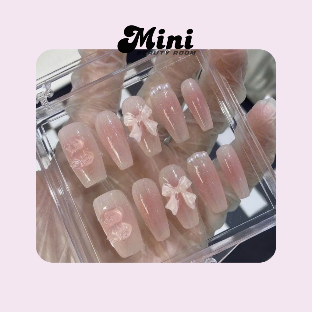 [HOẢ TỐC] NAILBOX THIẾT KẾ MẪU OMBRE NHŨ GẮN CHARM GẤU TRONG SUỐT - M0133
