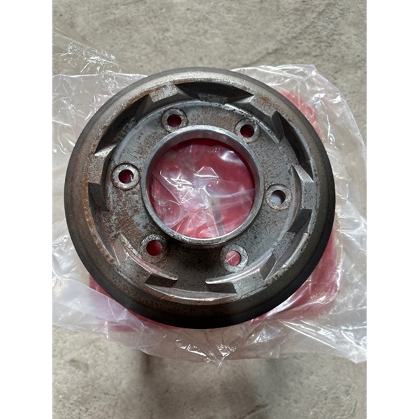 BÁNH TĂNG ĐẶC KUBOTA  DC70 (Thép)