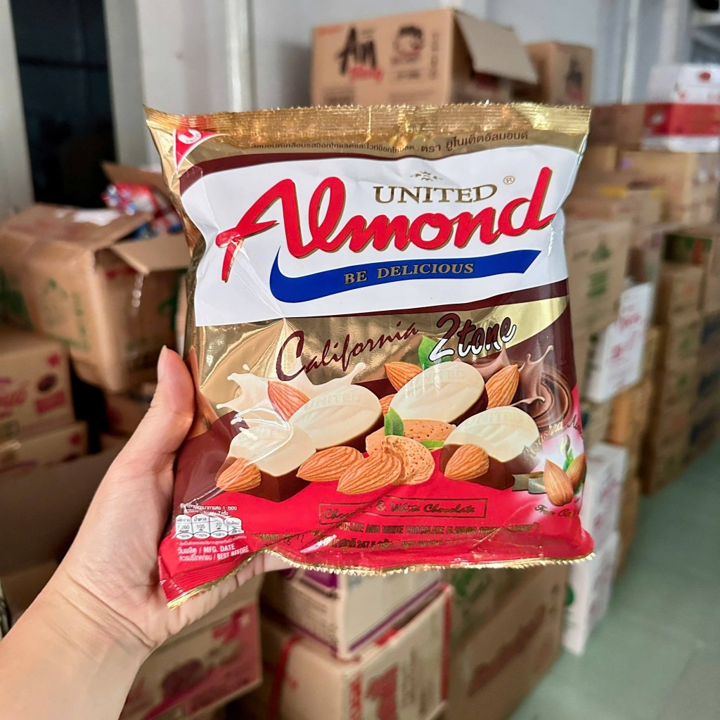 Kẹo chocolate hạnh nhân Almond Thái 275g