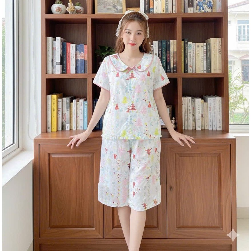 Bộ ngủ quần lửng áo cộc tay cổ sen viền bèo dễ thương Cotton, Xô muslin, Lụa, Đũi, Tôn, Lanh, Kate thô DBTK