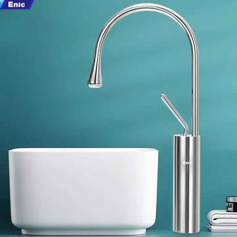 Vòi nước lavabo Enic - chất liệu inox không gỉ, chịu nhiệt cao.