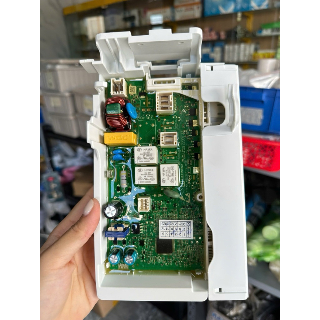 Bo mạch nguồn máy giặt Electrolux EWF 8025CQWA EWF9025 Mới Chính Hãng