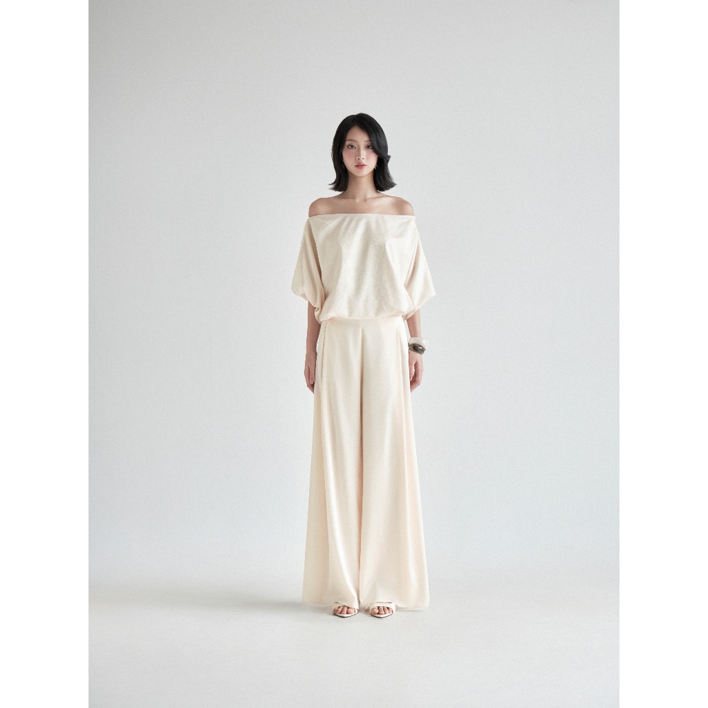 BY DELI - Laura Set - Set lụa áo trễ vai và quần suông