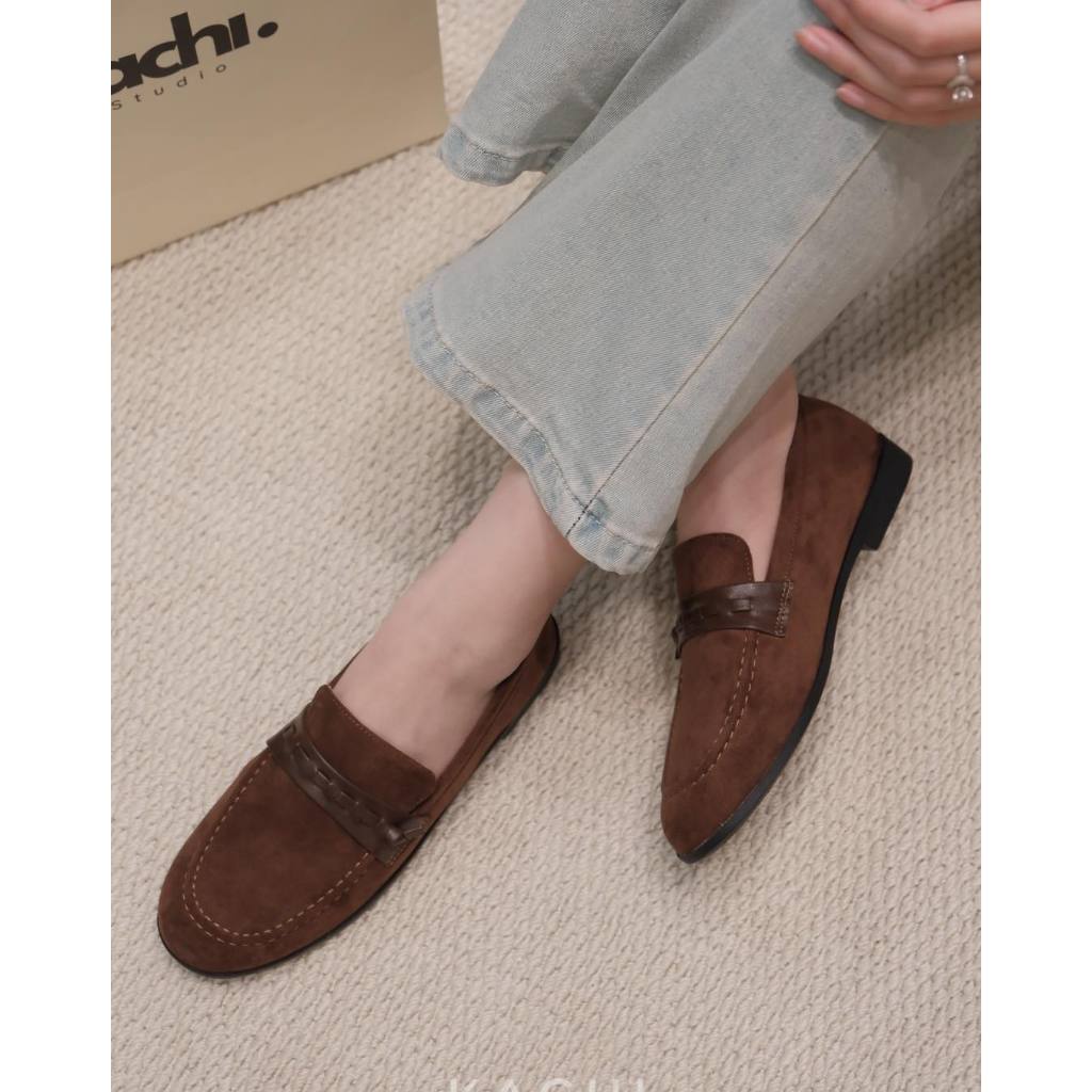Kachi House 9989 Loafer mocha đan nút