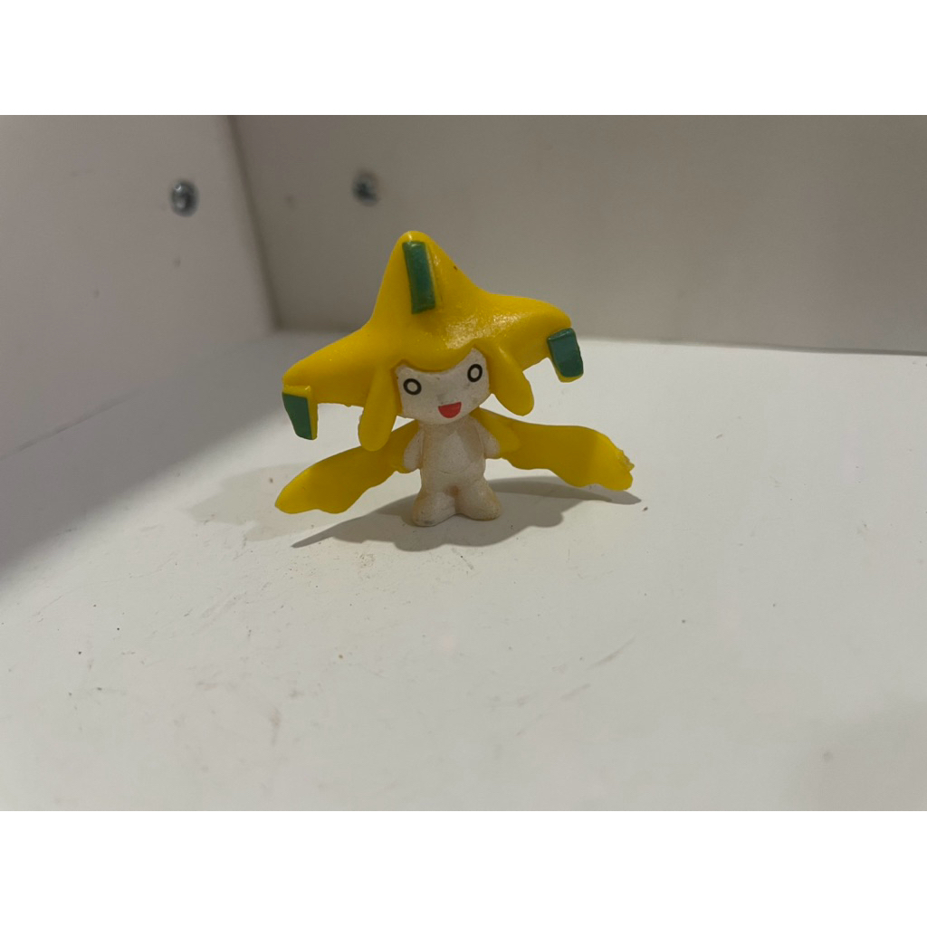 Tiệm đồ cũ - Mô hình Pokémon Jirachi - ảnh thật