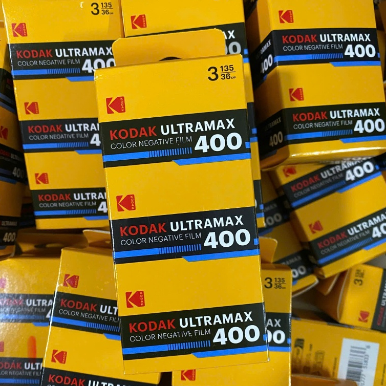 Film Kodak Ultramax 400 date 2027 - GippyFilm - Tiệm tạp hóa Gippy