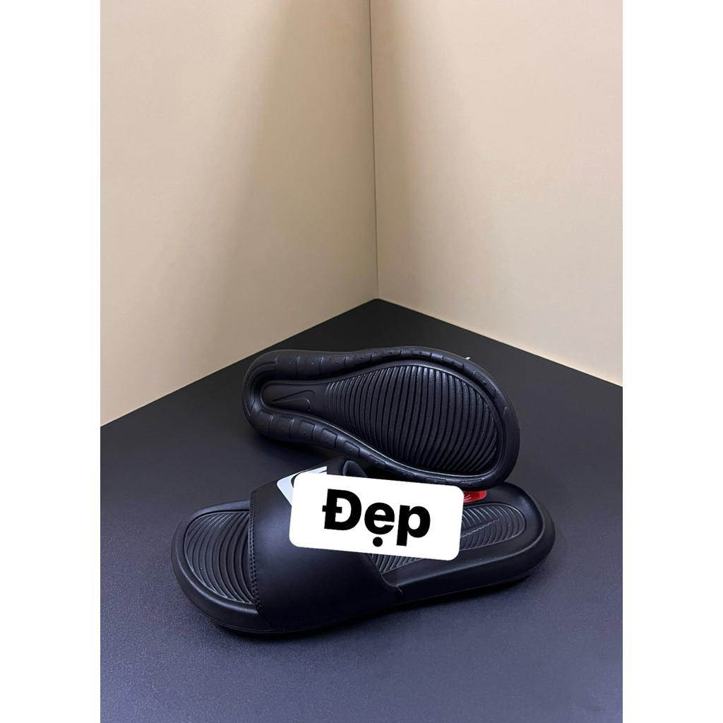 [Chính hãng] Dép quai ngang V.I.C - CN9675 002