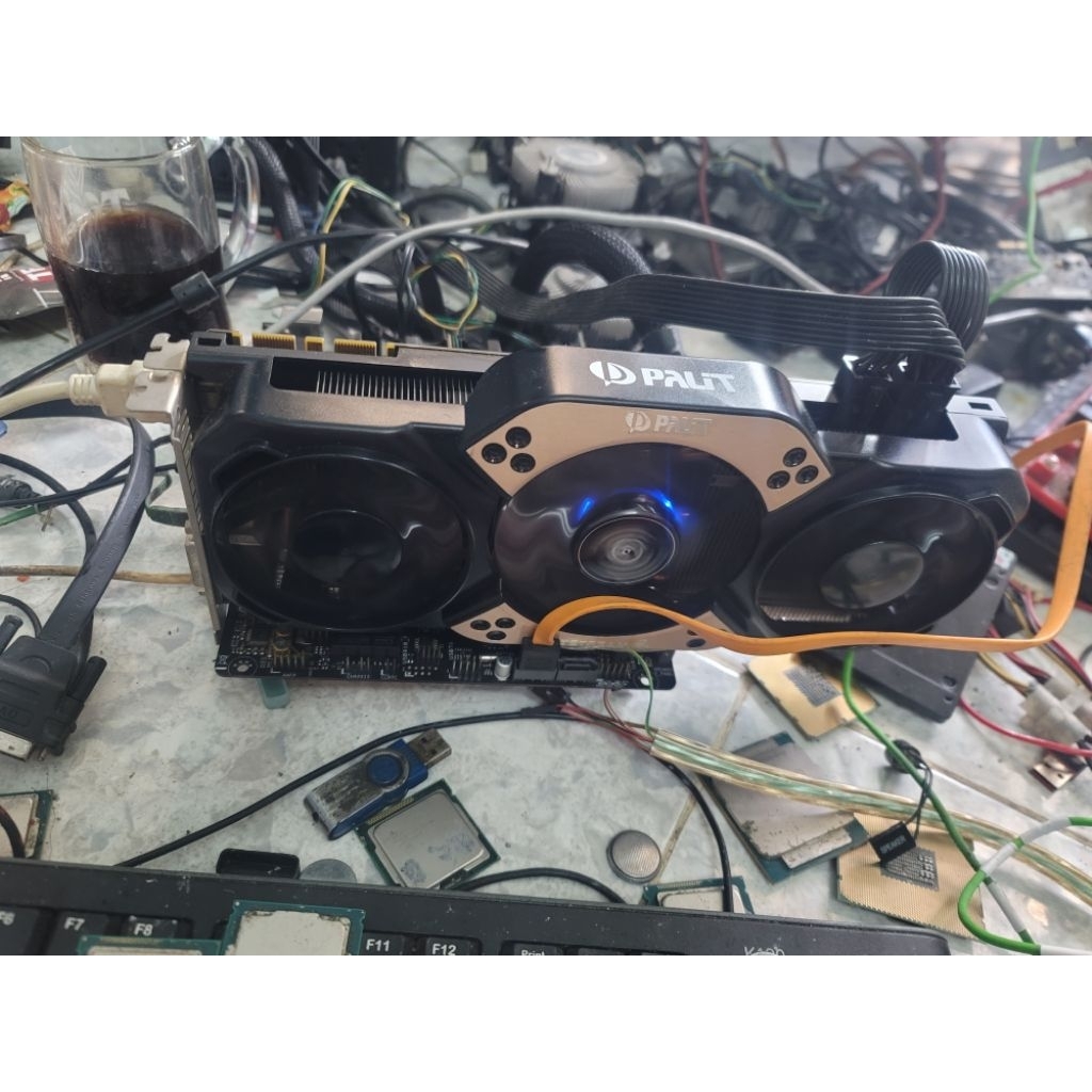 vga Quadro k4200 k600, rx 570 4gb, 1060 6g, 1650, ,, 1050ti, 1050, 1030 ,750, 750ti..