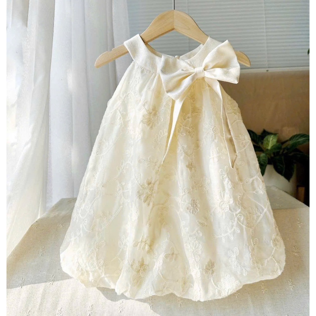 Váy bé gái C127 hoa thêu nổi cực xinh