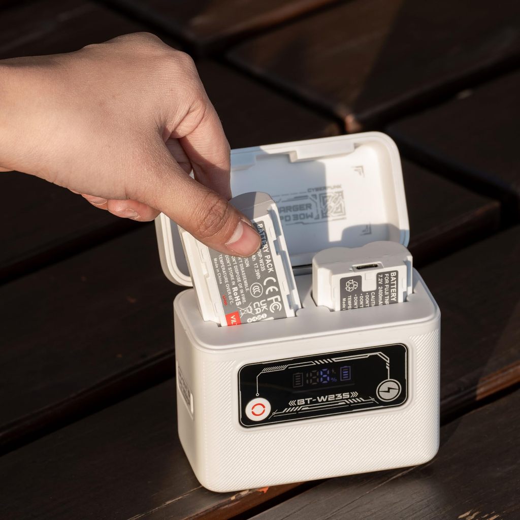 VILTROX BT-W235 - Hộp Sạc Pin FUJIFILM NP-W235, Hộp Sạc Pin Máy Ảnh - Bảo Hành 12 Tháng