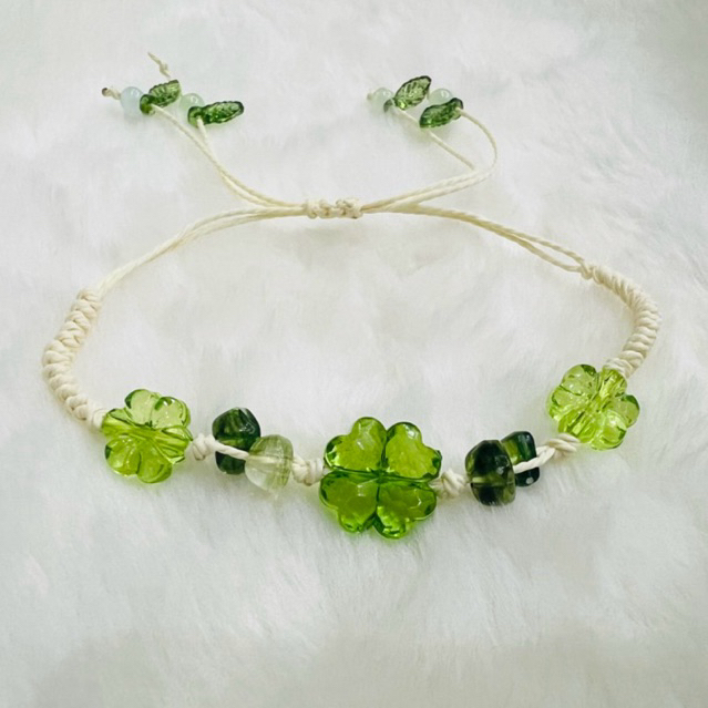 V28- vòng tay cỏ 4 lá may mắn