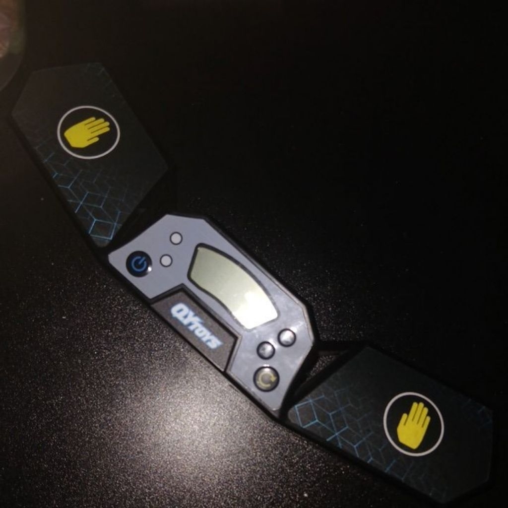 Pass đồ hồng bấm giờ rubik.