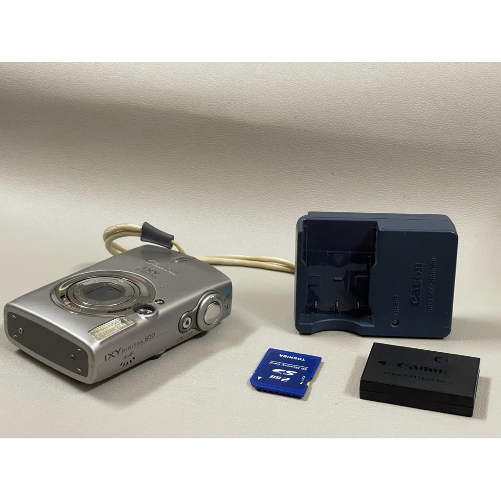 📸 [VINTAGE CAFE] CANON IXY DIGITAL 600