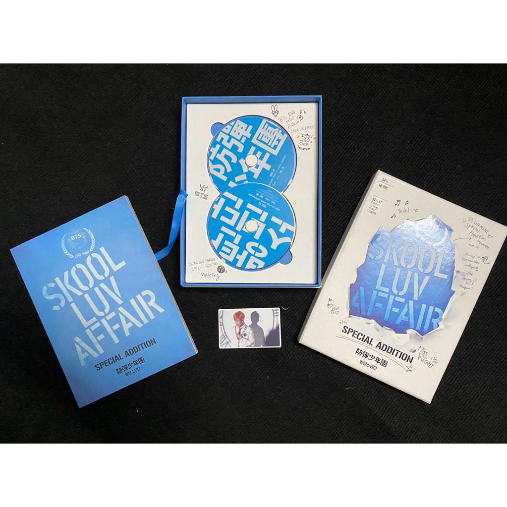 Bts 2nd mini Album Skool luv affair special edition khui seal, gồm 2 CD và đồ như hình