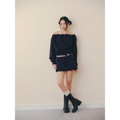 Set OLV áo trễ vai và chân váy cạp trễ dày dặn năng động Navy Knit Off Shoulder Set phù hợp đi chơi