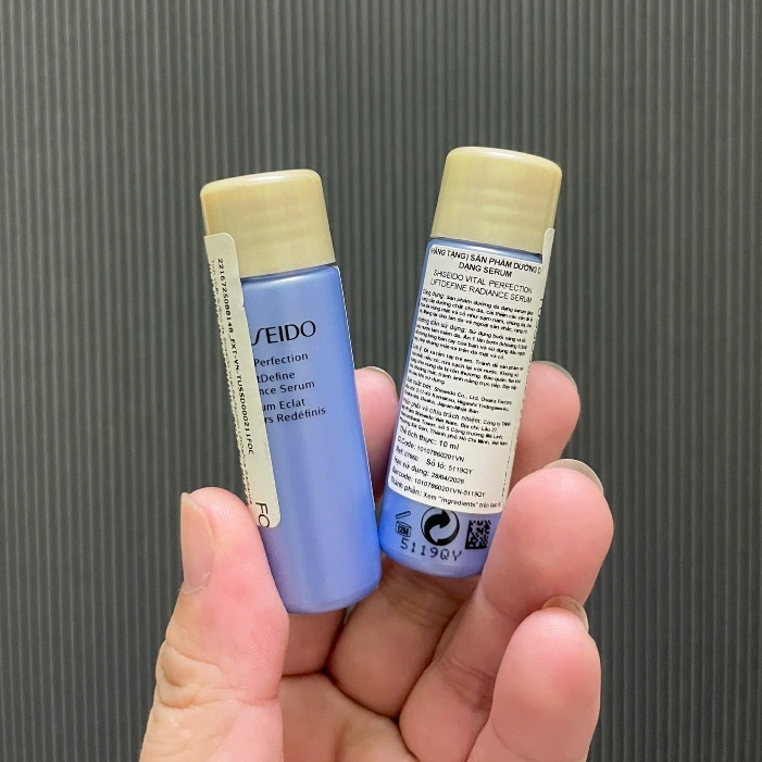 【Date 4/2028】Tinh chất VPN LiftDefine Radiance Serum 10ml