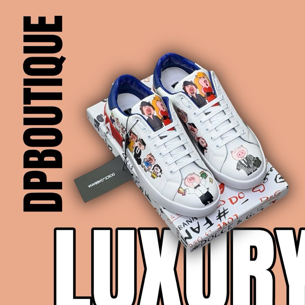 [ DPBoutique.hn 2 ] - Giày Sneaker Trắng Hoạ Tiết Gia Đình Lợn Gót Xanh - [ Full Box ]
