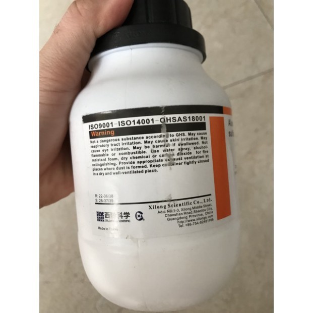 Hàng mới 2026-Chất thí nghiệm-Phèn nhôm KAl(SO4)2 hoặc K2SO4.Al2(SO4)3.24H2O.  chai 500gram