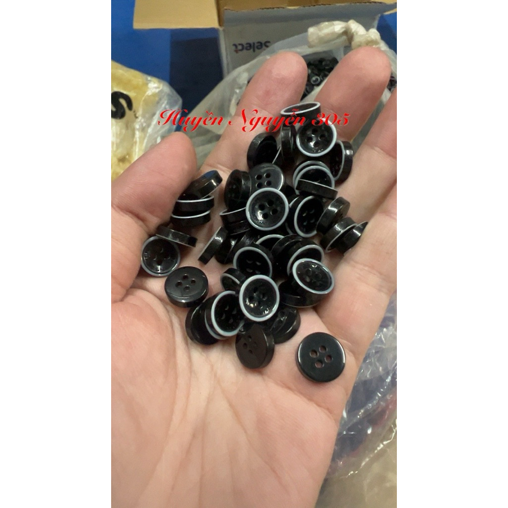 Sale đồng giá 95k/kg Nút áo sơ mi 1,2cm