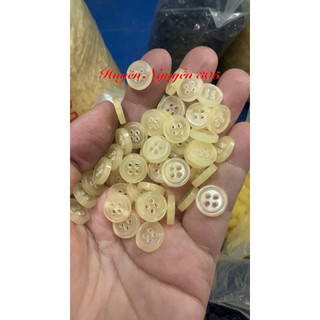 Sale đồng giá 95k/kg Nút áo sơ mi 1,2cm