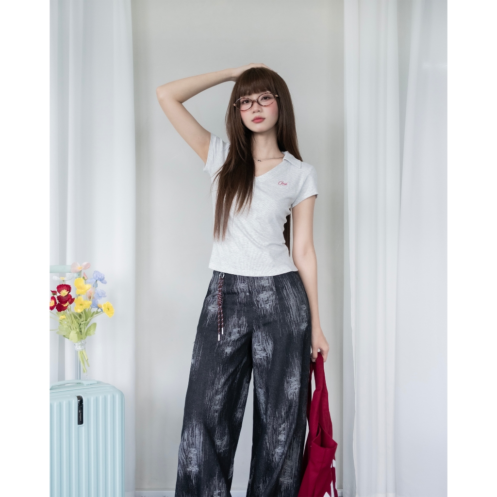 HAVEN TOP – Confi | Áo thun ôm basic, cổ tim lá cổ đức thêu nổi