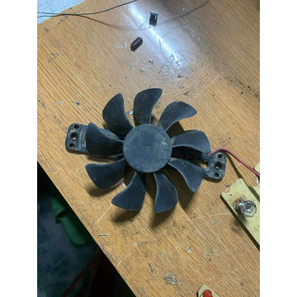 quạt bếp từ media tháo máy