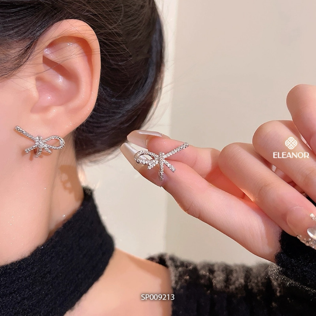 Pass combo bông tai trắng ELEANOR new 95%