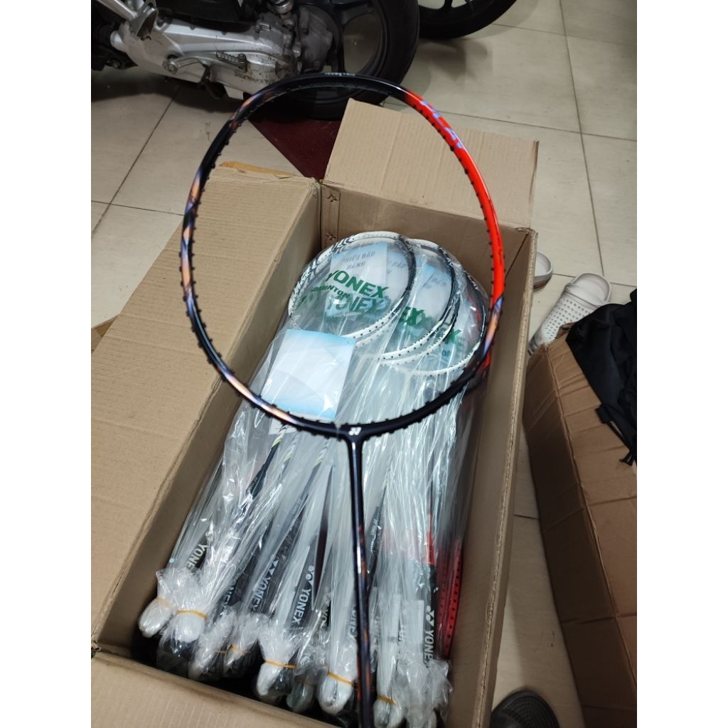 (TẶNG KÈM CƯỚC) Vợt cầu lông yonex Astrox 77play đỏ - Astrox 99 Play Đỏ/Trắng - Hàng công ty chính h