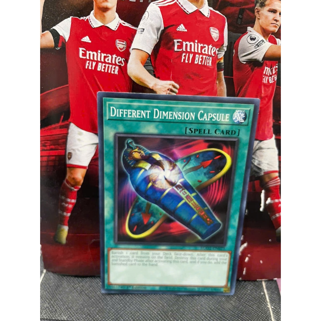 Thẻ bài [EN] EGO1-EN025 - Different Dimension Capsule