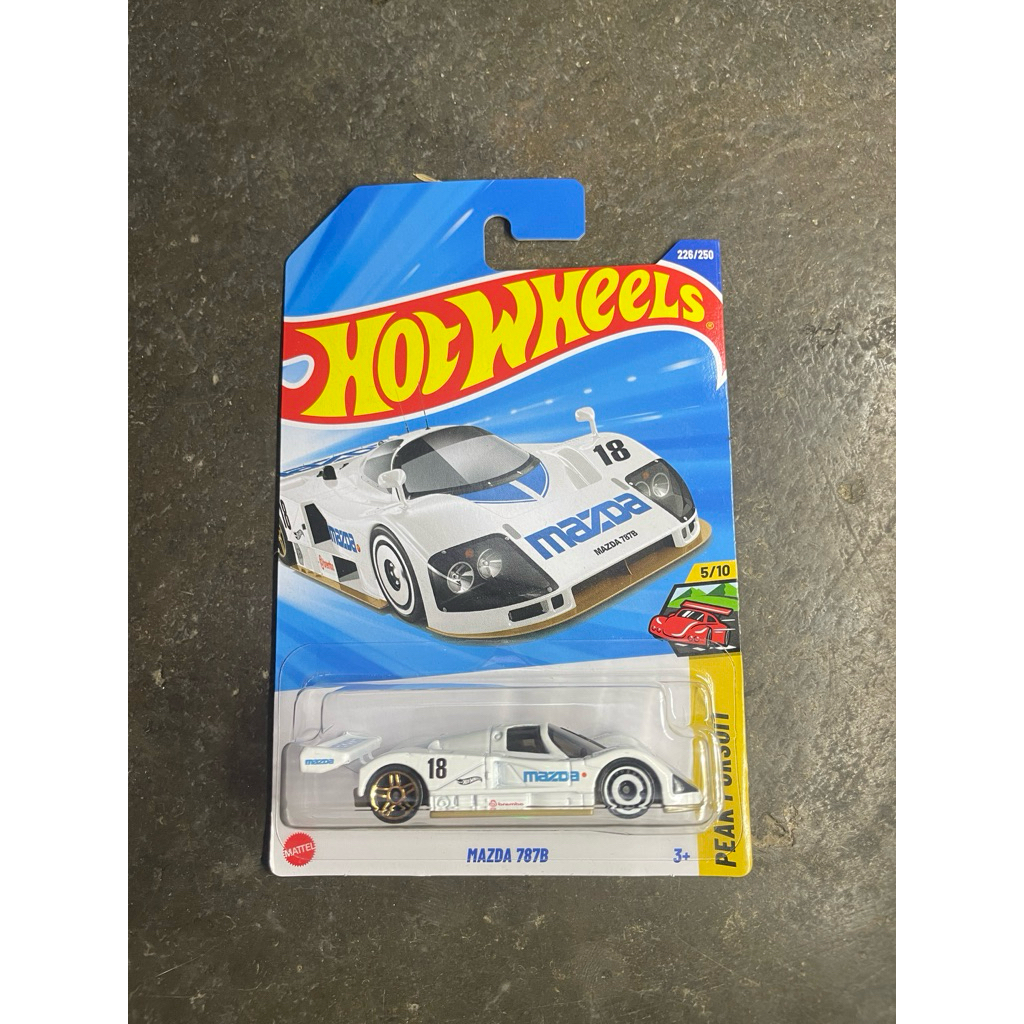 Xe Hot Wheels Mazda 787B