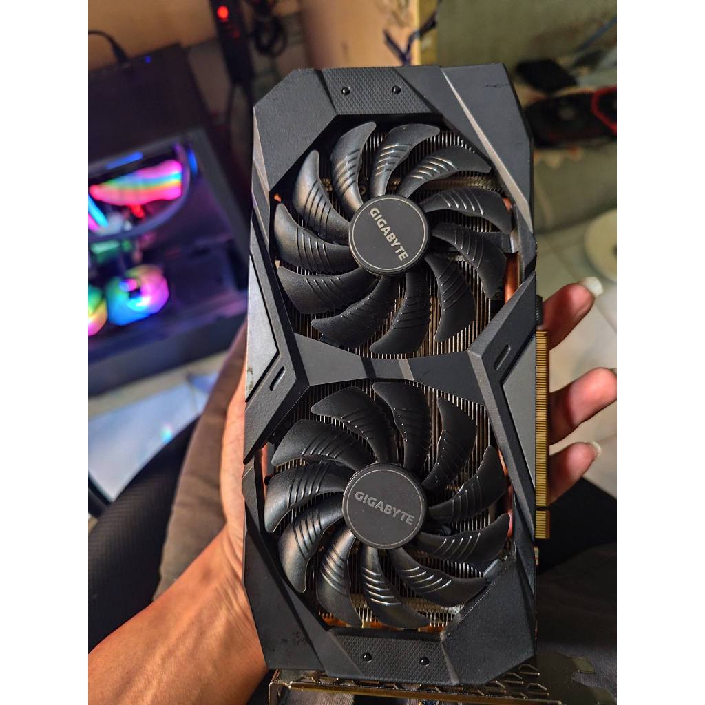 VGA GIGA 5500XT 8GB HÀNG GAMER