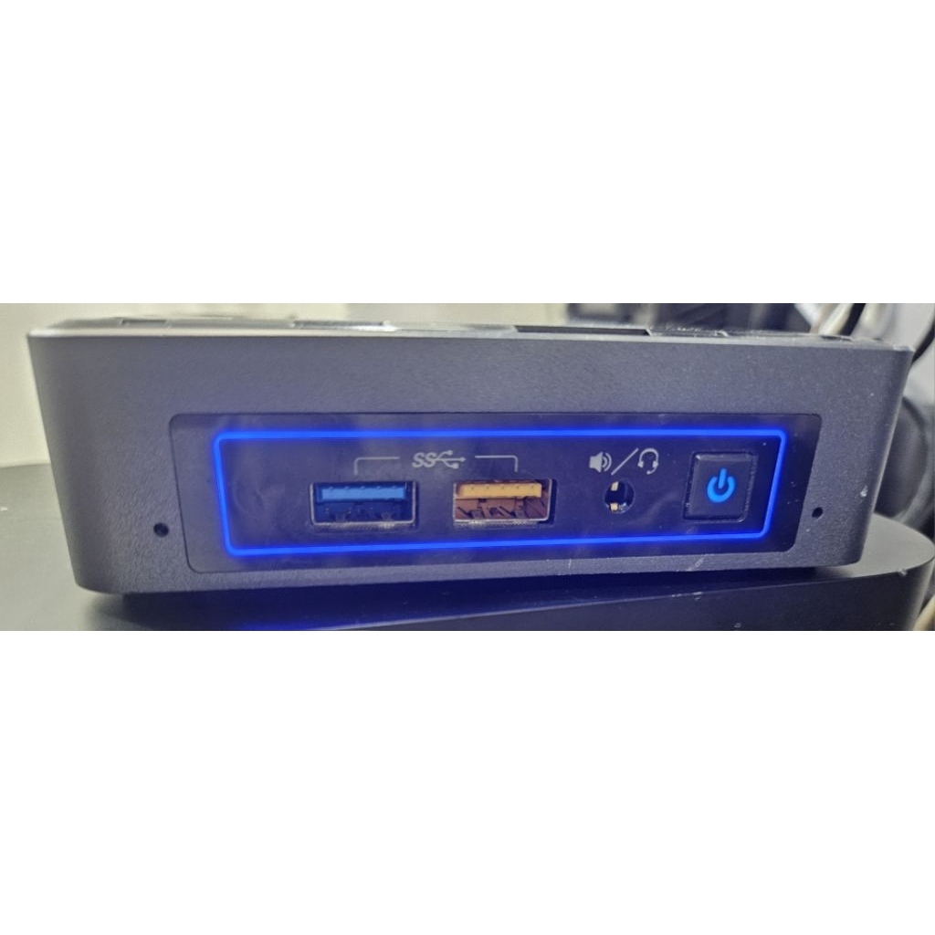 Mini PC Intel NUC7 i5 i7 NUC8 i3 i5, Wifi Bluetooth, Giá Cực Tốt, Tình Trạng Mới