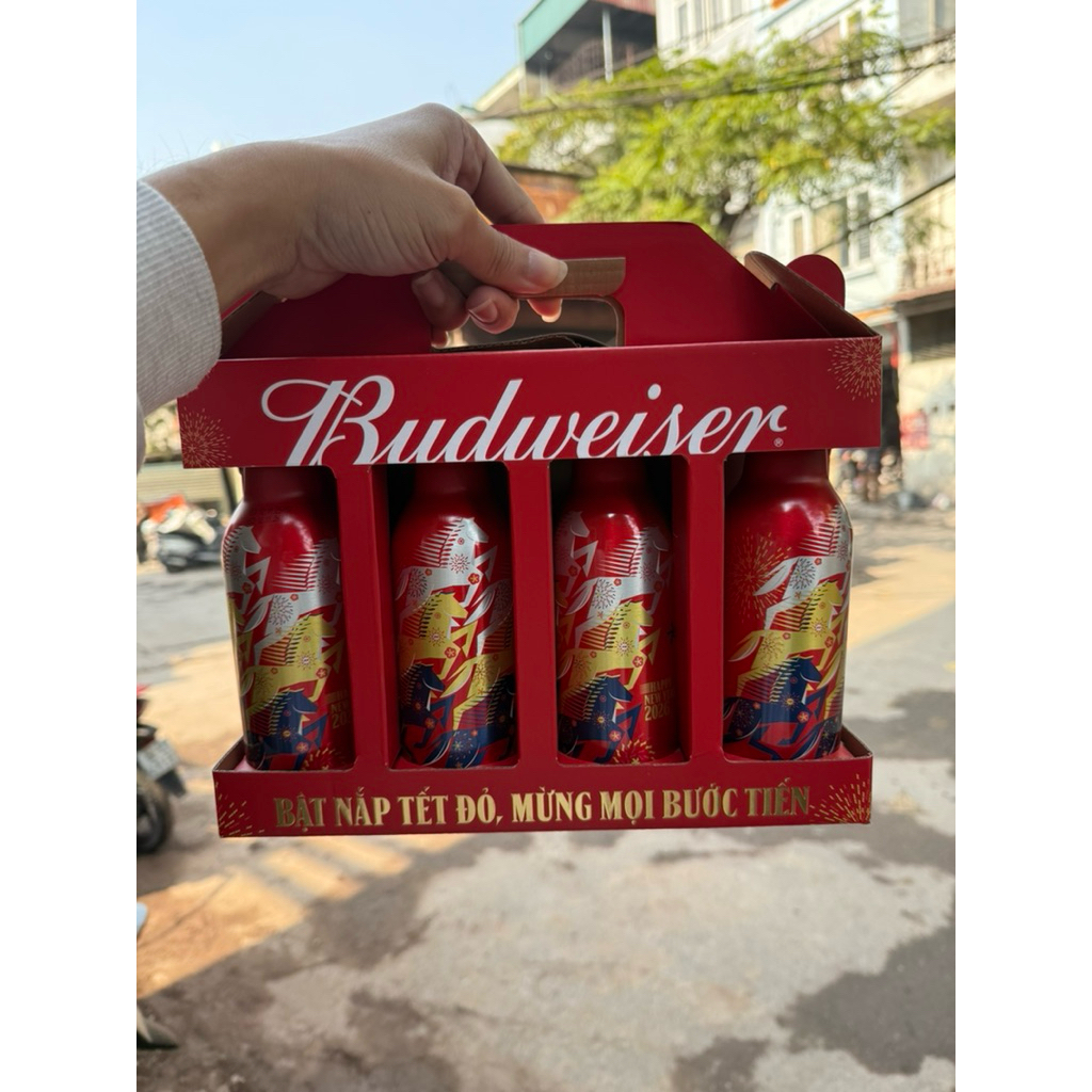 [ Hoả Tốc ] Lốc 4 chai Budweiser Nhôm tết 2026 siêu đẹp 355ml