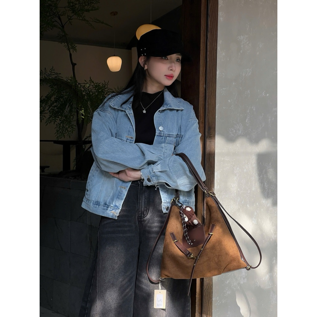 Áo khoác jean lửng màu Xanh nhạt 7222 - Comic